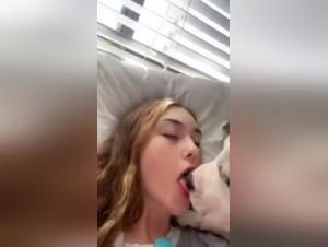 Vidéos de Sexe Bestialité avec des Chiens