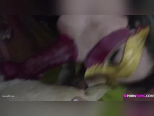 Latina and her dog: a beastly and exciting video