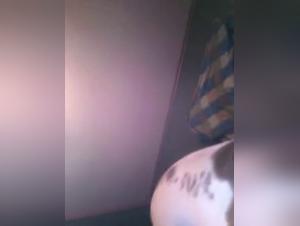 Esposa BBW y su perro - Video de sexo bestial