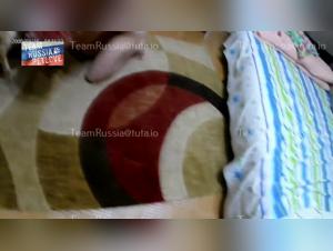 Russian Teen - Moment Intime avec Son Chien