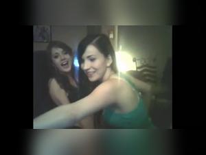 Exploration Intime Interdite: Chien et Femme