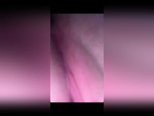 Mujer blanca y perro: un encuentro bestial