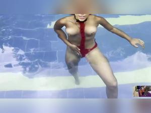 Muvisex canine: Mia se tome la perra en cuenta en una sesion intima erotica con una sucia de perro