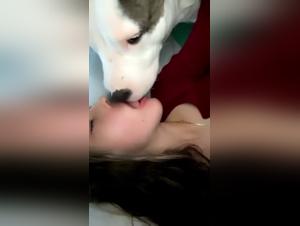 Intimité Extrême: Homme et Chien