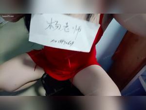 Extreme Porn: Asian Woman Fucks Dog