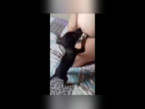 Woman Breastfeeding a Puppy - Extreme Zoophilia Video