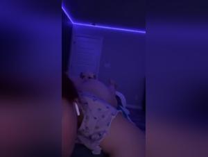 Hot Dog 31: An Exciting Canine Encounter