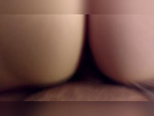 Unterwurfige Frau fickt in schockierendem Bestialitatsvideo mit Hund